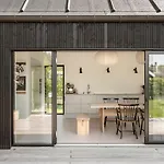 Casa vacanze A Modern Architectural Gem *