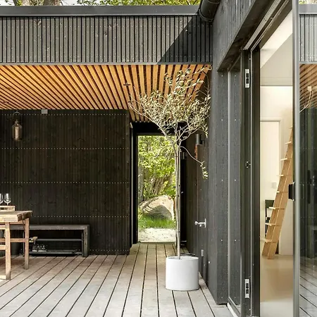 A Modern Architectural Gem Holiday home Odder