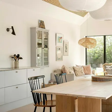 Holiday home A Modern Architectural Gem